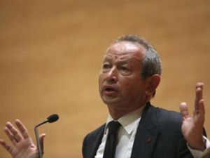 رجل الاعمال المصري نجيب ساويرس 