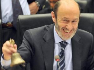 وزير الداخلية الاسباني الفريدو بيريث روبلكاب