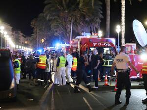 Emergency responders at the scene of the deadly Bastille Day attack in Nice, France. (AFP/Valery Hache)