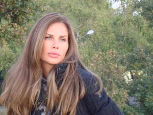 Lebanese singer-turned-actress Nicole Saba is totally fed up with the latest rumor chasing her famous self on the web! (Facebook)