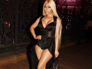 النجمة العالمية نيكي ميناج