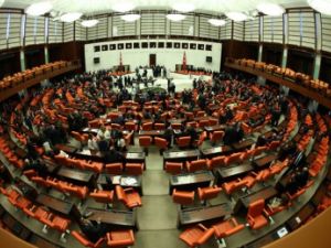 النواب الاتراك يفشلون في انتخاب رئيس للبرلمان بعد دورتي اقتراع
