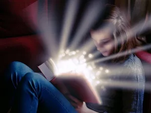 Female PhD holders make 42.8 percent less than men with the same level of education. (Pixabay)
