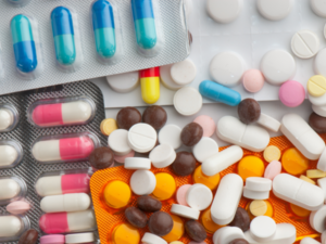 Piles of pills were pilfered by a perplexing pharmacist. (Shutterstock)