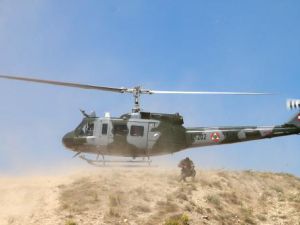 رماية تجريبية على صواريخ "تاو" الاميركية 