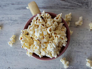 الفشار يحتوي علي كميات لا بأس بها من الألياف الطبيعية