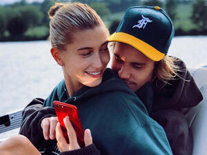 Hailey and Justin allegedly married on September 13 (Source: haileybaldwin / Instagram )  Hailey and Justin allegedly married on September 13 (Source: haileybaldwin / Instagram )