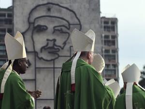 أقام الفاتيكان لجنة للتحقيق في مزاعم الاعتداء الجنسي في عام 2013