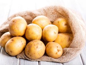 A sack of potatoes. (Shutterstock)