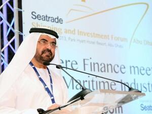 محمد المعلم، نائب الرئيس الأول ومدير عام موانئ دبي العالمية - الإمارات، خلال إلقاء كلمته أمام "ملتقى الاستثمار في قطاع السفن العالمية 2013" في العاصمة أبوظبي