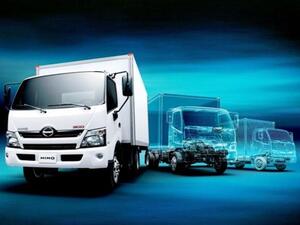 HINO300 Series light-duty truck