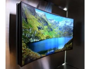 تلفاز سامسونج المقوس UHD بحجم 105 أنش