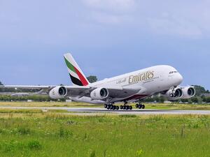 أعلنت طيران الإمارات انها سوف تشغل طائرة A380 لخدمة رحلاتها اليومية إلى غلاسكو اعتباراً من 16 أبريل (نيسان) 2019، وسوف تصبح هذه المرة الأولى التي تعمل فيها هذه الطائرة العملاقة على رحلات منتظمة إلى اسكتلندا.