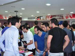 خلال البازار