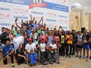 The overall version of the marathon has seen a wide participation in all categories reached 10,000 runners. 