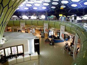 The transition from Terminal 2 to Terminal 1 for the arrivals occurred on September 30.
