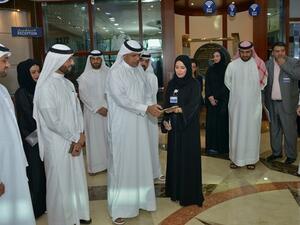 Ahmed Mahboob Musabih inaugurating the Employees’ Happiness Meter 