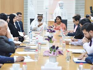 Ali Al Kamali, Deputy CEO of Dubai Exports with the delegations.