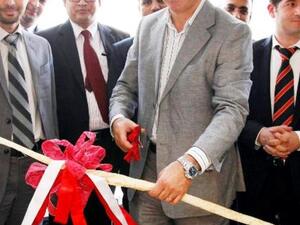 Anan Fakhreddin, Damas CEO, cutting the ribbon