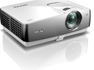 BenQ W1100