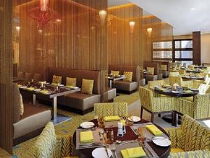 The popular Bistro serves an authentic buffet experience, bringing expertly curated local and international cuisines to a specialized avenue. 