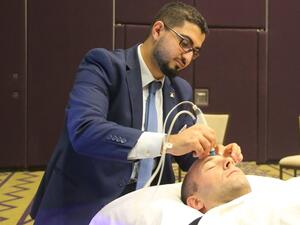 HydraFacial uses patented technology to get rid of impurities and dead skin cells while at the same time quenching skin with vital nutrients. 