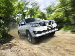 Toyota Fortuner 2012