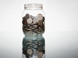 Syria claims that the Syrian Pound is strong and that the Central Bank's cash reserves have never been healthier