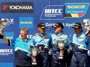 Chevrolet Cruze winning team on podium in one of the previous races in 2011