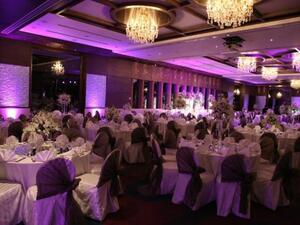 قاعة الأعراس