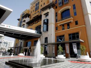 Dubai Economy issued 1,638 new licenses and gave initial approval to 2,087 transactions in January 2018.