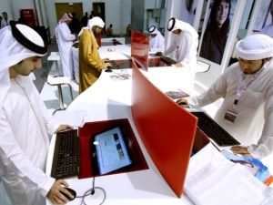 Applicants applying for jobs at the municipal system’s stand at Tawdheef