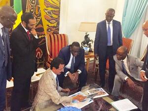 DP World Group Chairman and CEO Sultan Ahmed Bin Sulayem and the Senegalese President Macky Sall, during their meeting in Dakar recently
