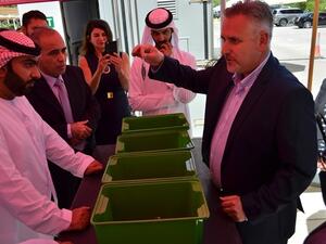 تم صناعة هذه الحاوية في دولة الامارات من قبل إحدى الشركات الرائدة في مجال التدوير البيئي والاستدامة.