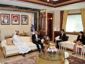 أحمد بطي أحمد خلال استقباله تانج ويبين، القنصل العام الصيني في دبي