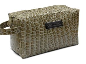 Elegant cosmetic case from Beautybay