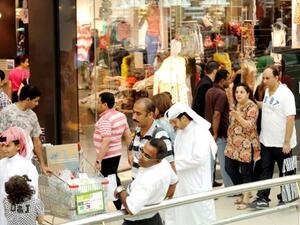 يمتد تأثير مفاجآت صيف دبي على تنشيط العديد من القطاعات الاقتصادية وتعزيز النمو الاقتصادي في الإمارة مثل قطاعات التجزئة والضيافة