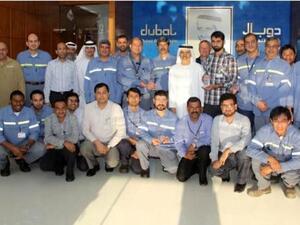 مدراء دوبال مع الفائزين