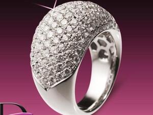A blend of quality materials, innovation, eye for detail and superior workmanship go behind each jewel that proudly bears the 'Liali' name