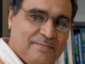 الدكتور أحمد المقرمد، المدير التنفيذي لمعهد قطر لبحوث الحوسبة