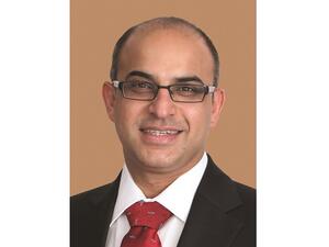 Dr. Avinash Gurbaxani, Consultant Ophthalmic Surgeon in Uveitis and Medical Retinal Diseases and Cataract Surgery at Moorfields Dubai