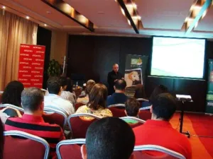 Moez El Shohdi, Chief Executive Officer of Egyptian Food Bank, addressing Egyptian residents in Dubai at a presentation to highlight the successful programmes of the organisation
