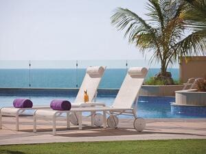 عروض الصيف الدائم من فنادق ومنتجعات موﭭنبيك