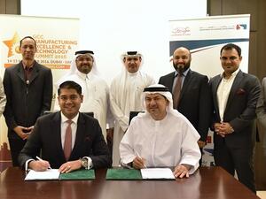 Eng Saed Al Awadi & Brad Hariharan sign MoU