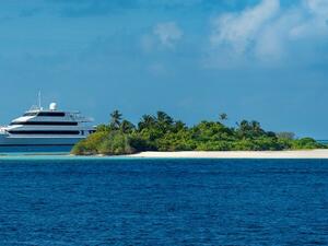 FS Explorer Manta Trust Expedition