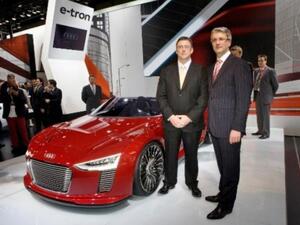 روبرت شتادلر، رئيس مجلس إدارة AUDI AG وجيف مانيرينغ، المدير الإداري لدى أودي الشرق الأوسط