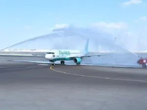 Saudi low-cost carrier Flynas is trying to steal Saudi employees from Qatar Airways. (File photo)