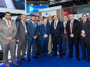 GE Healthcare and Aga Khan University Hospital teams