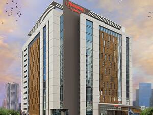 فندق هامبتون من هيلتون دبي القصيص