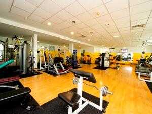 النادي الصحي في مركز ورزيدنس البستان